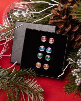 🎁🎄 Tip na vánoční dárek: Pecková sada náušnic Turistka 🎄🎁 Pro všechny, kdo milují českou přírodu, toulky po horách, lesích...